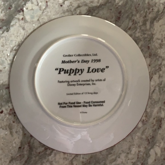 Happy Mother’s Day 1998 Disney Collectible Plate - Picture 3 of 5